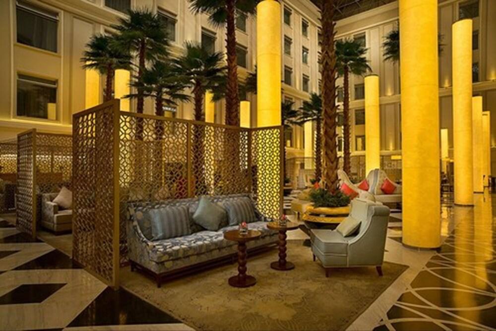 Wuhan Oriental Jianguo Hotel Exterior foto