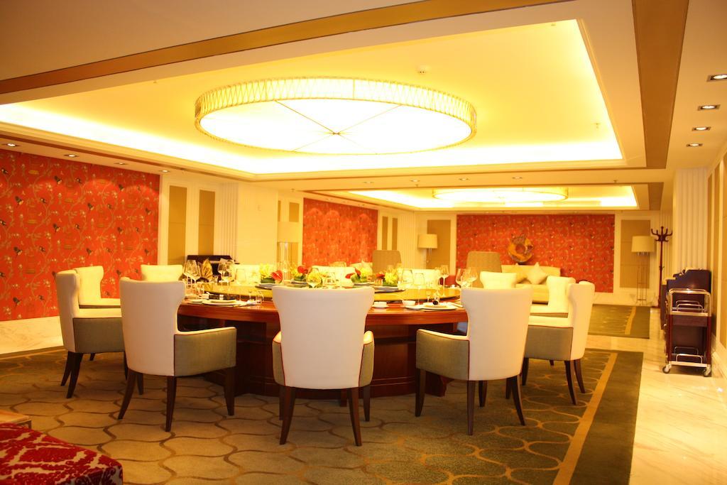 Wuhan Oriental Jianguo Hotel Exterior foto